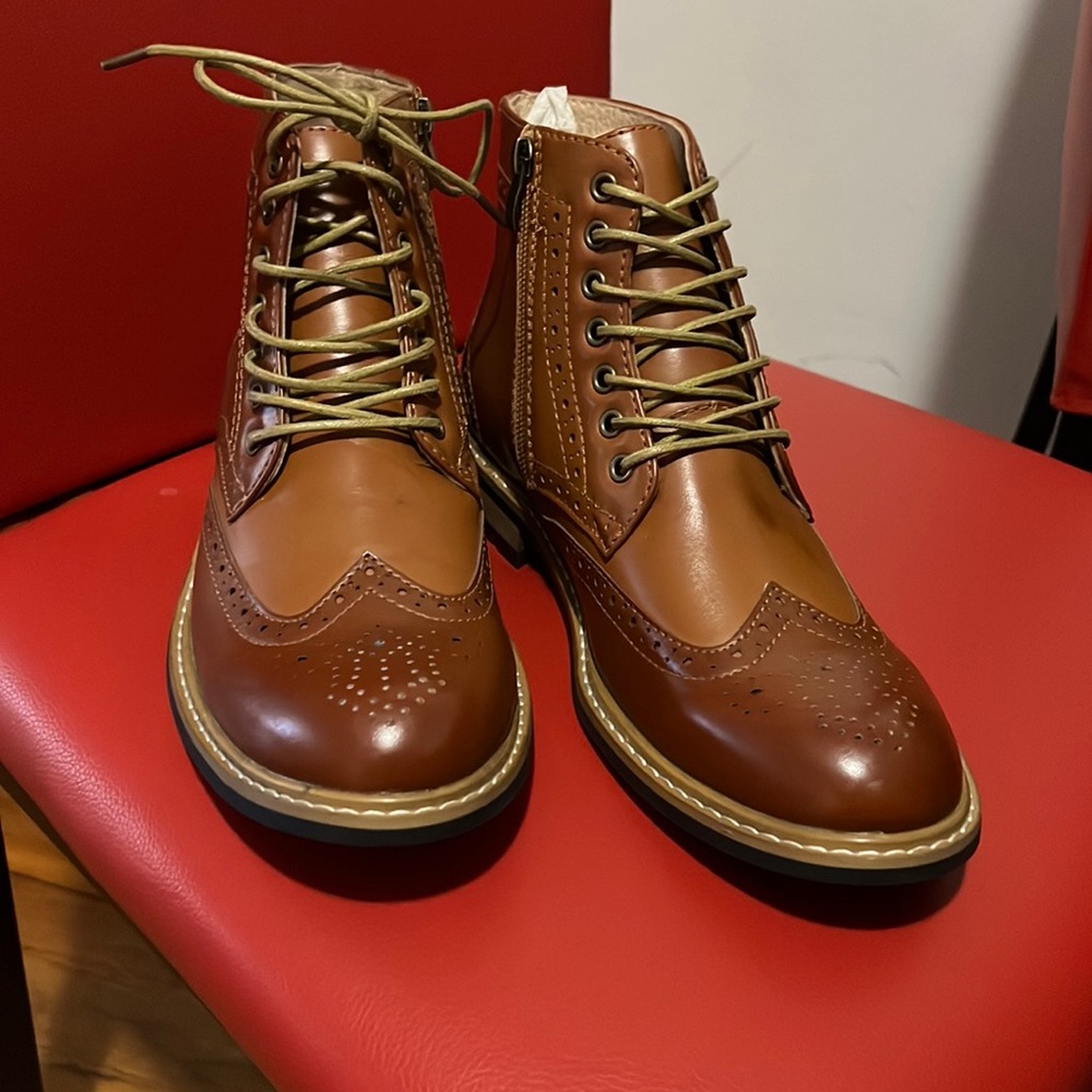 Cognac color boots for men!